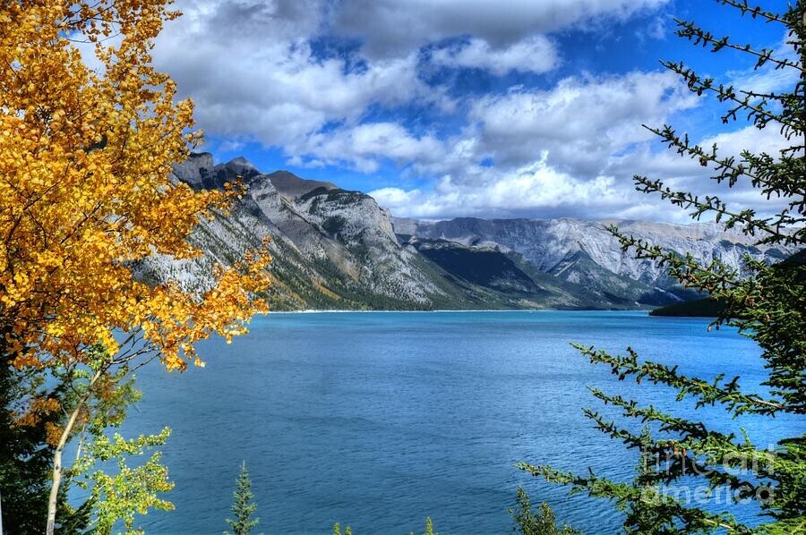 lake-minnewanka-banff-national-park-alberta-canada-wayne-moran.jpeg